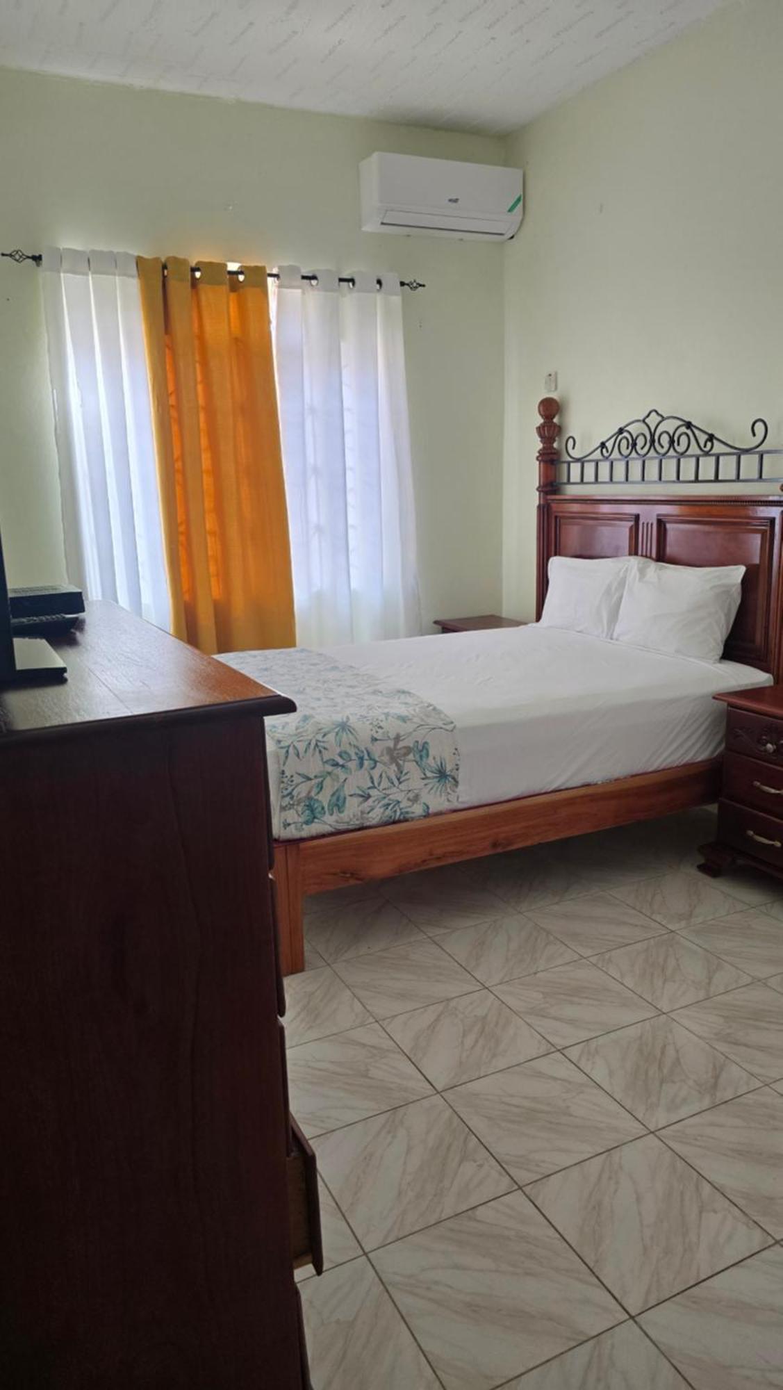 Wizzy Apartment White River Ocho Rios Kültér fotó